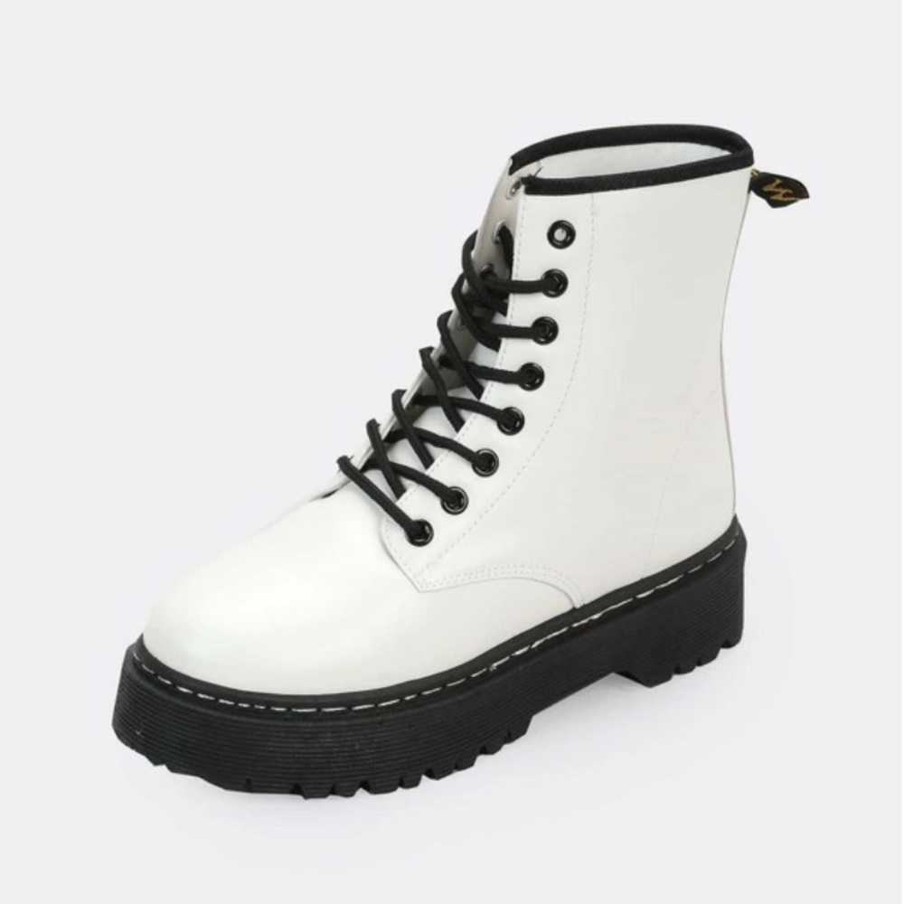 Doc Martins Jadon LookAlike